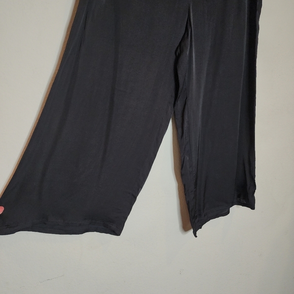 NWT Chaser Wideleg Crop Blacl Lightweight Flowy Pants Size Medium. - Picture 13 of 13